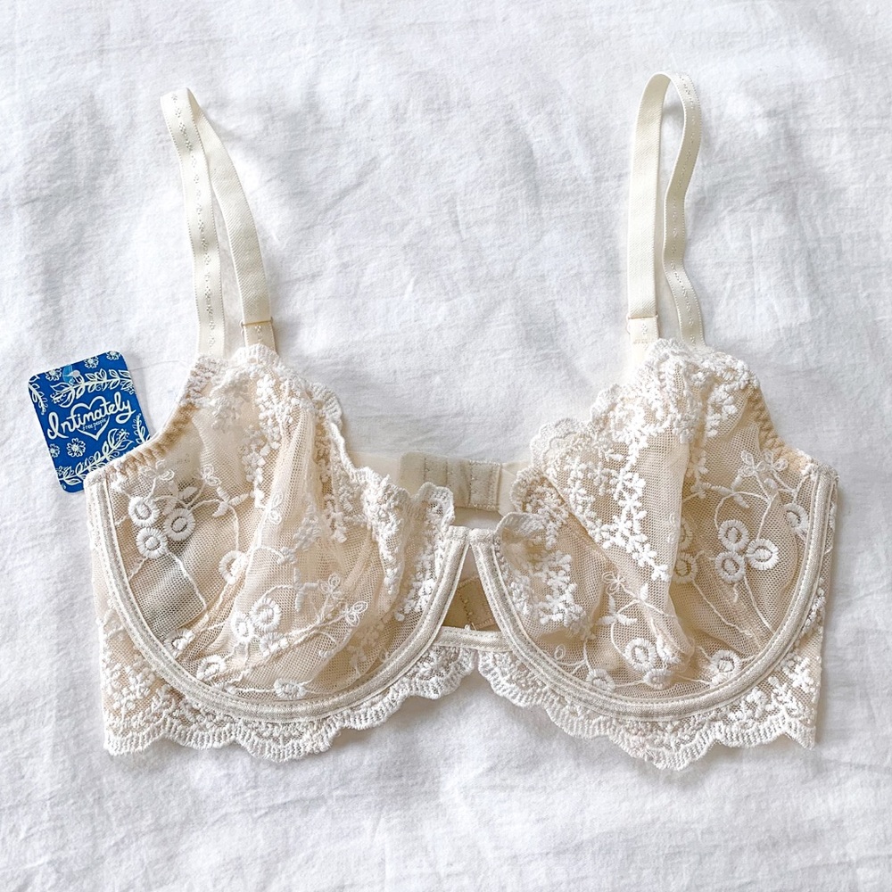 Free People Cream Lace Unlined Demi Bra